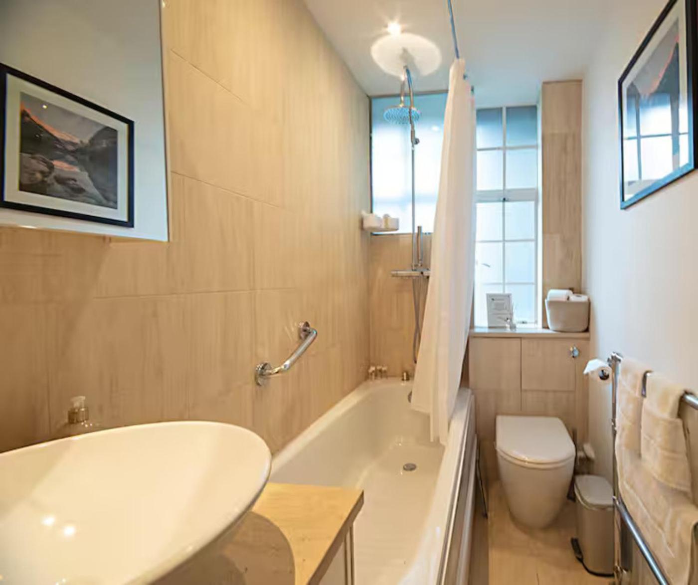 Chelsea One Bed Mins From Kings Road